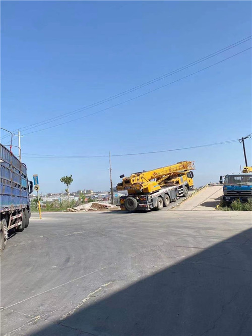 润州区25吨吊车的租赁价格大概是多少？